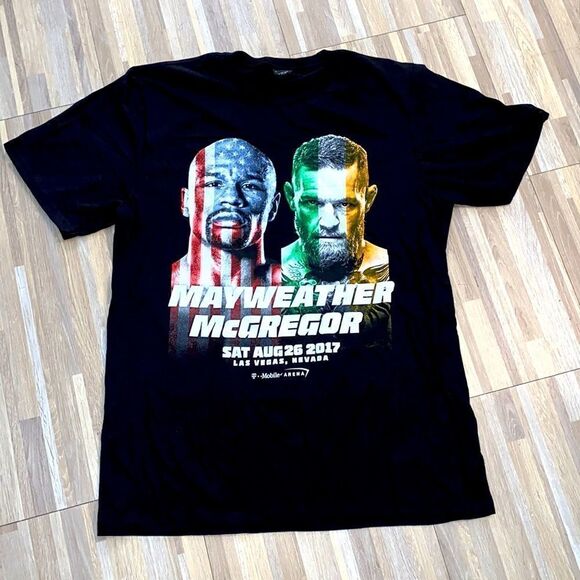 Men’s size large black T-shirt Mayweather versus McGregor boxing T shirt Vegas - Picture 1 of 3